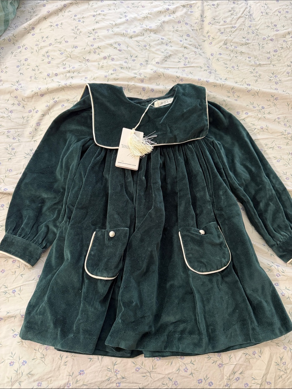 Doen Kids Suzette Pine Green Velvet Dress Size 4 NWT